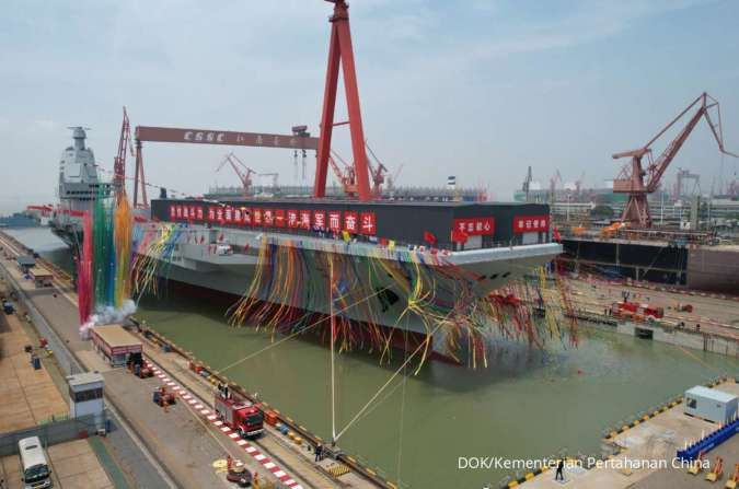 Angkatan Laut China Makin Bergigi, Beijing Luncurkan Kapal Induk Ketiga