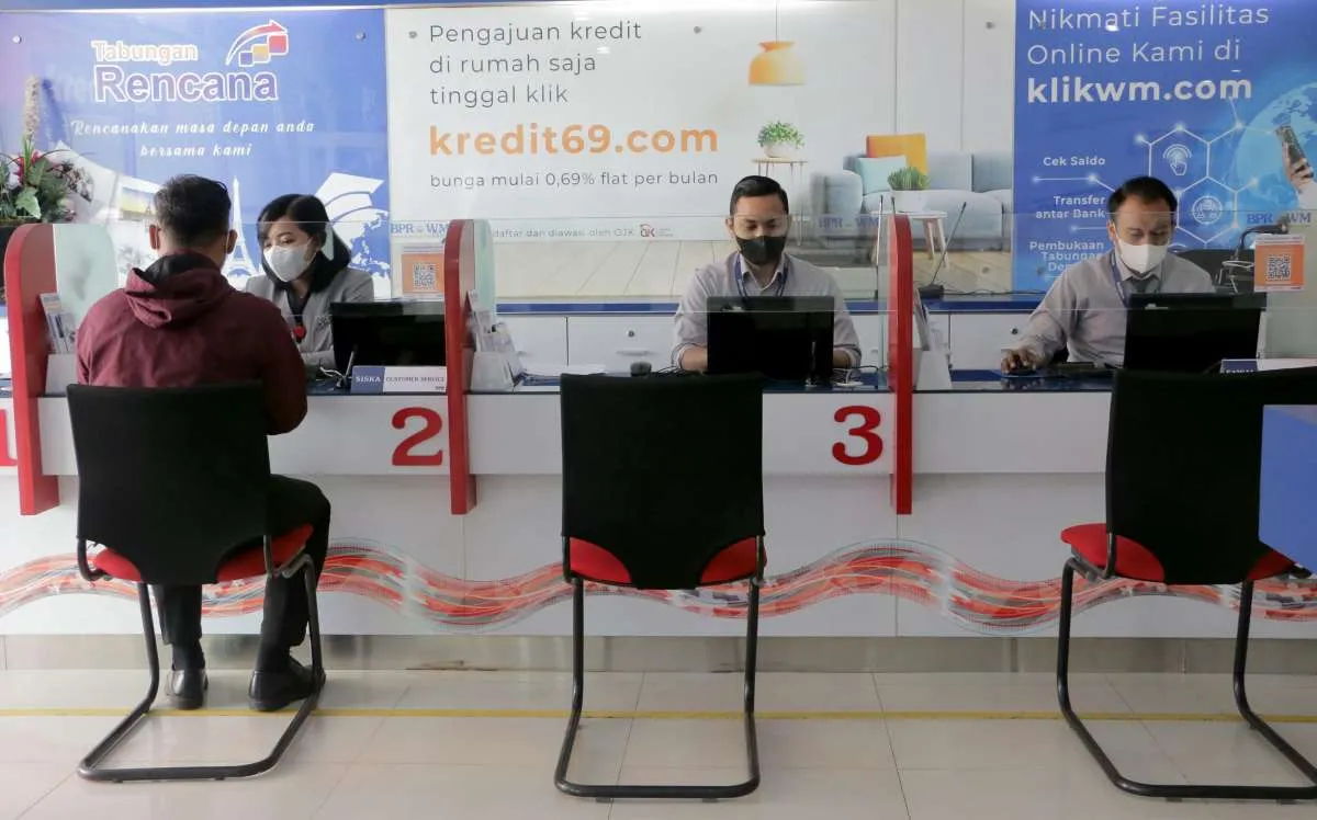 Mengukur Potensi dan Peluang BPR Melantai di Bursa Saham