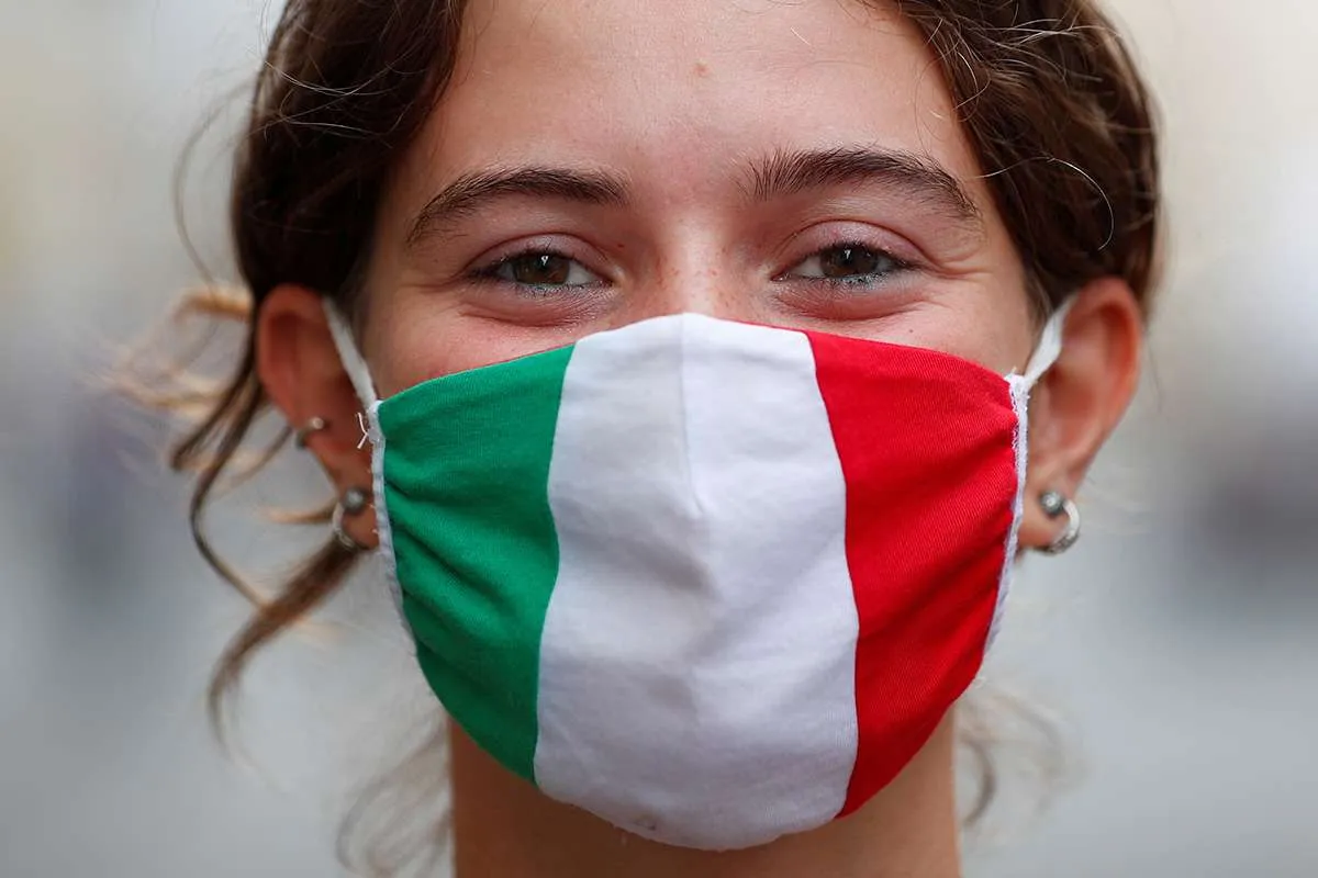 Corona di Italia melonjak, rumah sakit kewalahan tangani pasien