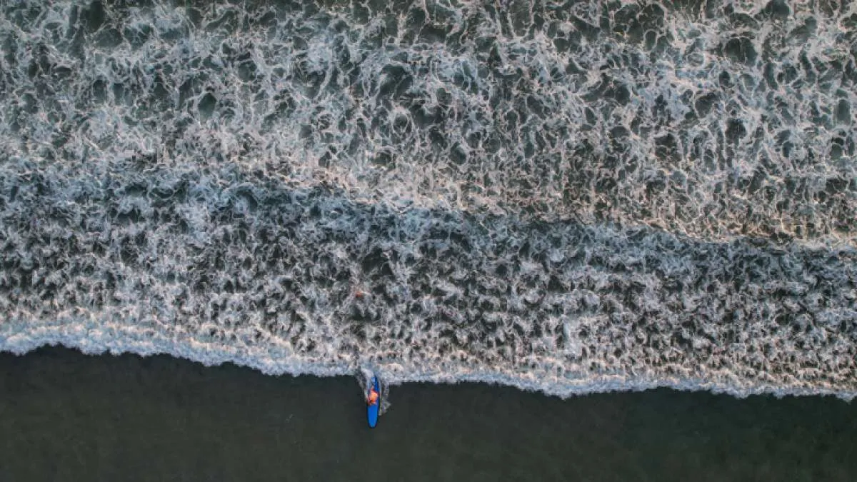 BMKG: Prakiraan Cuaca Bali 21 November 2025, Waspada Hujan!