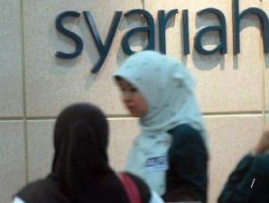 Laba Bank Umum Syariah Turun