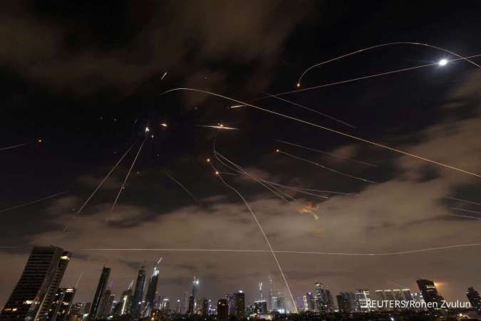 Teheran Dibombardir, Israel Terbakar: Perang Besar Timur Tengah Meledak!
