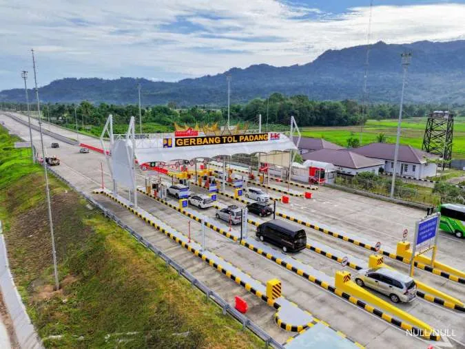 Akhir Pekan Berpotensi Hujan, Cek Prakiraan Cuaca Sumbar Besok (15/8) dan Lusa