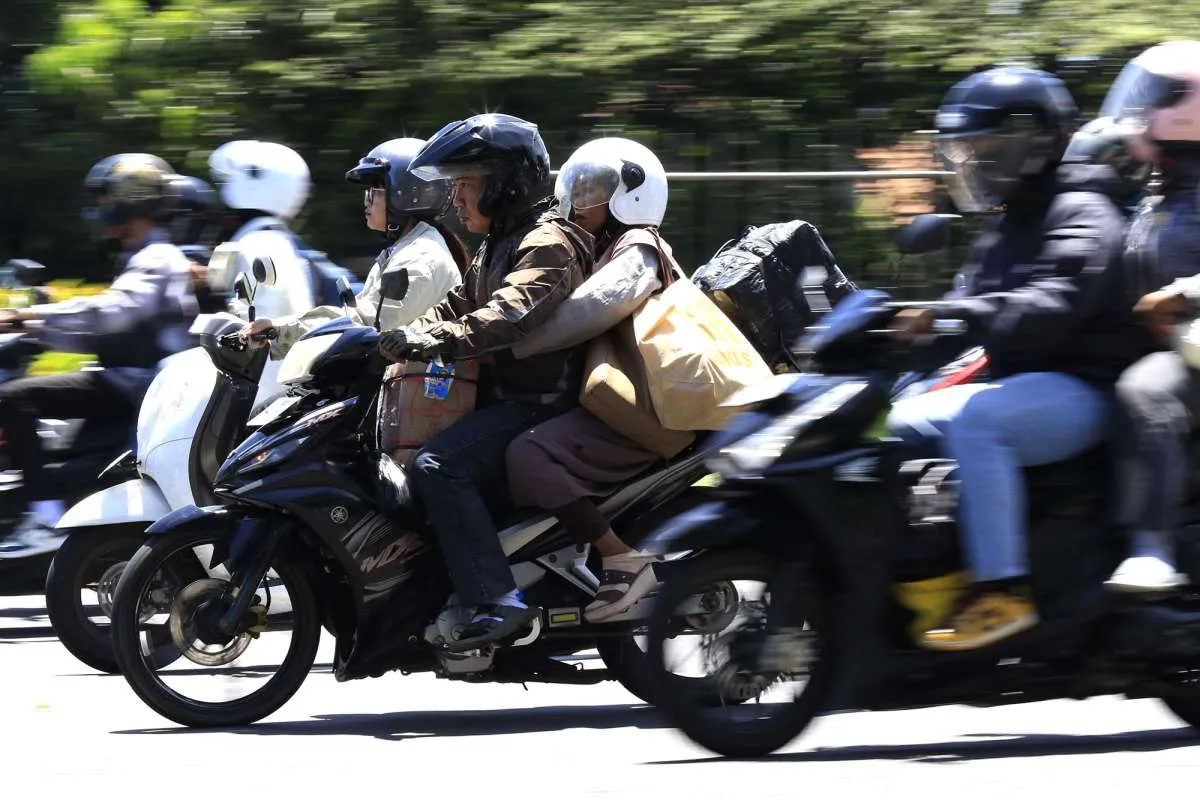 Penurunan Mobilitas Mudik 2025 Cermikan Kondisi Ekonomi​ Masyarakat Tengah Terhimpit