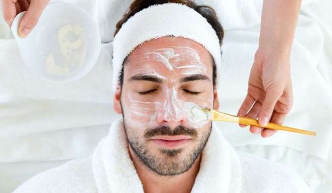 4 Manfaat Facial untuk Pria, Cegah Jerawat hingga Mengurangi Stres!