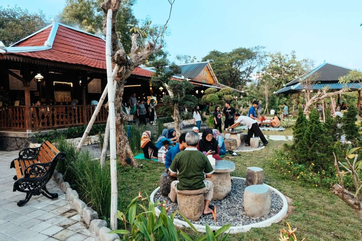Melongok Usaha Resto yang Tak Sekadar Bikin Kenyang Tapi Bisa Bikin Senang