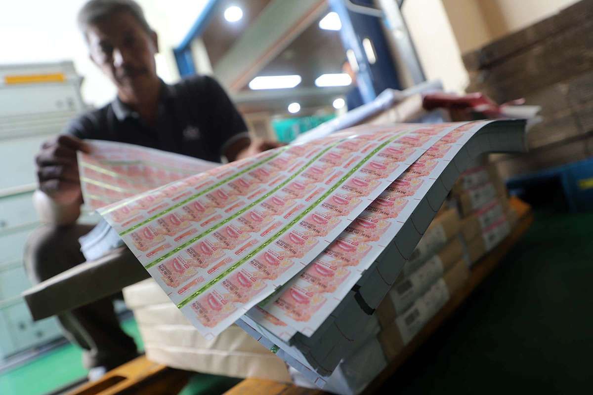 Total Nilai Penundaan Pelunasan Pita Cukai Tembus Rp 163 Triliun