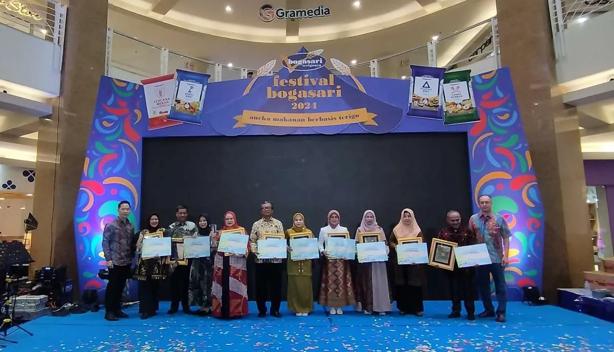 Tiga UKM Bogasari Raih Penghargaan UKM Ramah Lingkungan dan Berkelanjutan