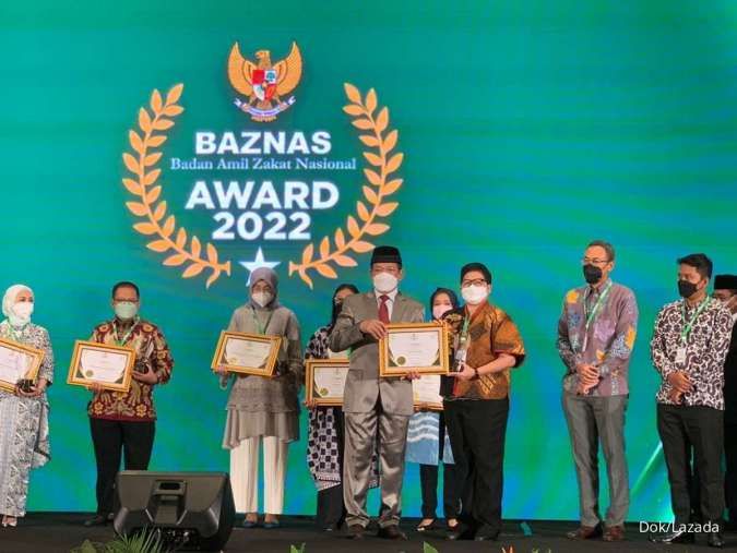 Lazada Terima Penghargaan Baznas untuk Kategori Kepedulian Perusahaan Terbaik