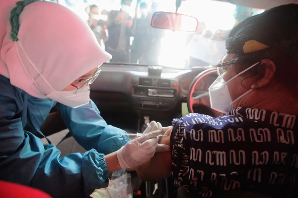 Untuk warga pendatang di Jakarta, ini link pendaftaran vaksinasi lansia