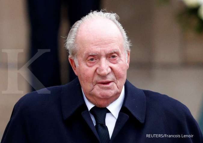 Mantan Raja Spanyol Juan Carlos menuju ke pengasingan di tengah skandal korupsi