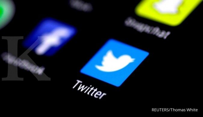 Gelombang interaksi akun twitter pejabat publik di Indonesia sangat rendah
