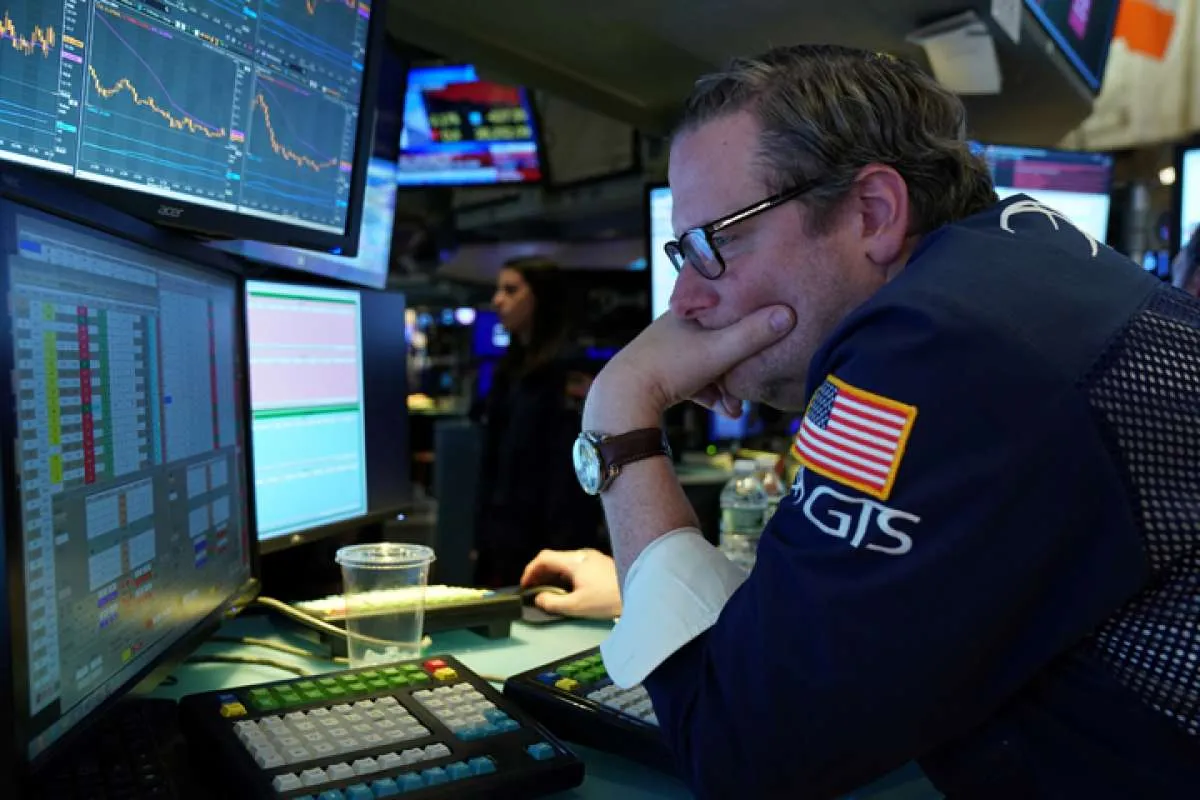 Mayoritas laporan kinerja melebih target, Wall Street kembali dibuka menguat