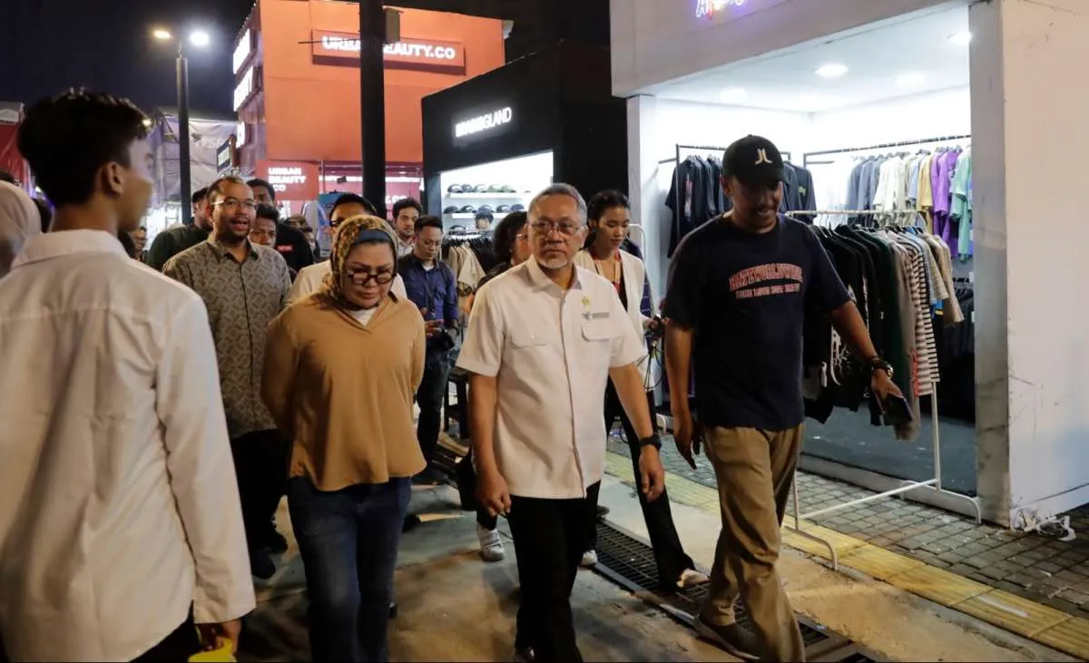 Mendag Zulkifli Hasan Kunjungi Jakcloth Summerfest Reload 2023