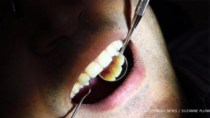 Tukang gigi tuntut pencabutan aturan izin operasi
