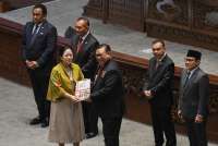 The Indonesian Government and Parliament Will Complete 47 Priority Bills Next Year