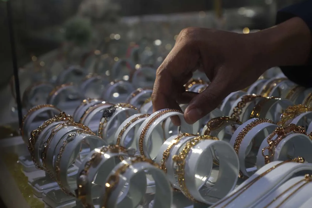 OJK Siap Terbitkan Aturan Penyelenggaraan Bank Bullion Tahun Ini