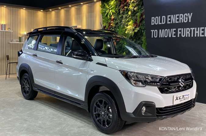 Strategi Suzuki Capai Target Jual 300 Unit XL7 Alpha Kuro Hybrid per Bulan
