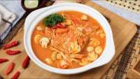 Resep Sop Kepala Ikan Segar yang Berkuah Pedas dan Menyegarkan