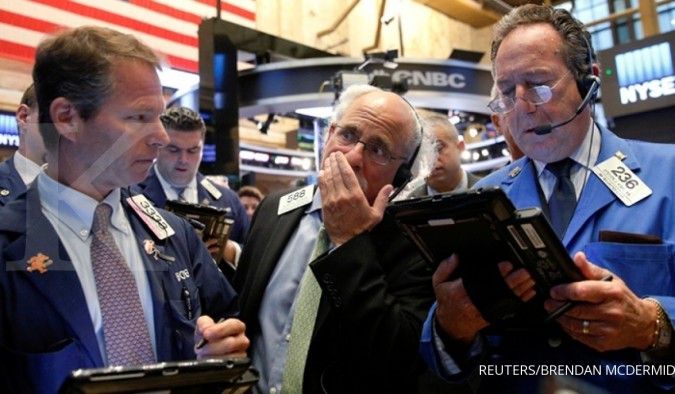 Bursa AS fluktuaktif di tengah naiknya saham Apple