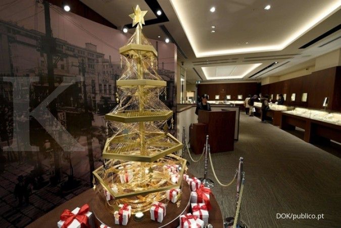Pohon Natal Termahal di Dunia : Ginza Tanaka Jewelery Shop 