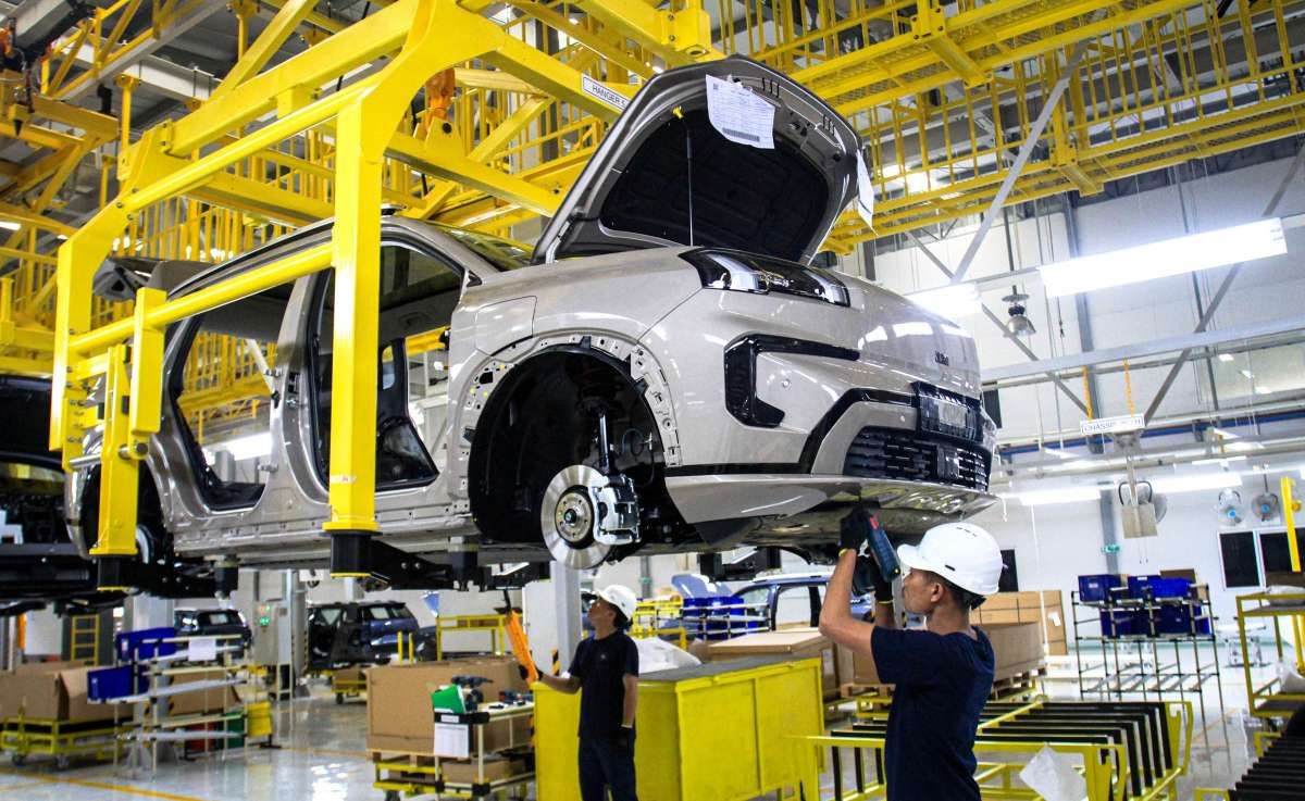 Menilik Ekspansi IMAS yang Akan Memasarkan Mobil China, Hongqi
