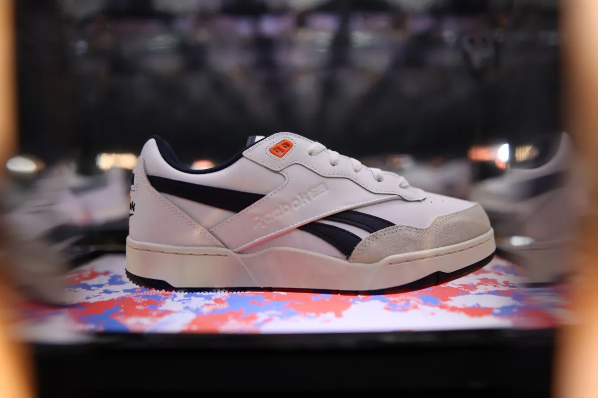 Reebok Meluncurkan Kembali Sepatu Basket Klasik, BB 4000, Ini Harganya