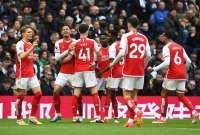 Hat-trick Eze Bawa Arsenal Unggul Enam Poin di Puncak Premier League