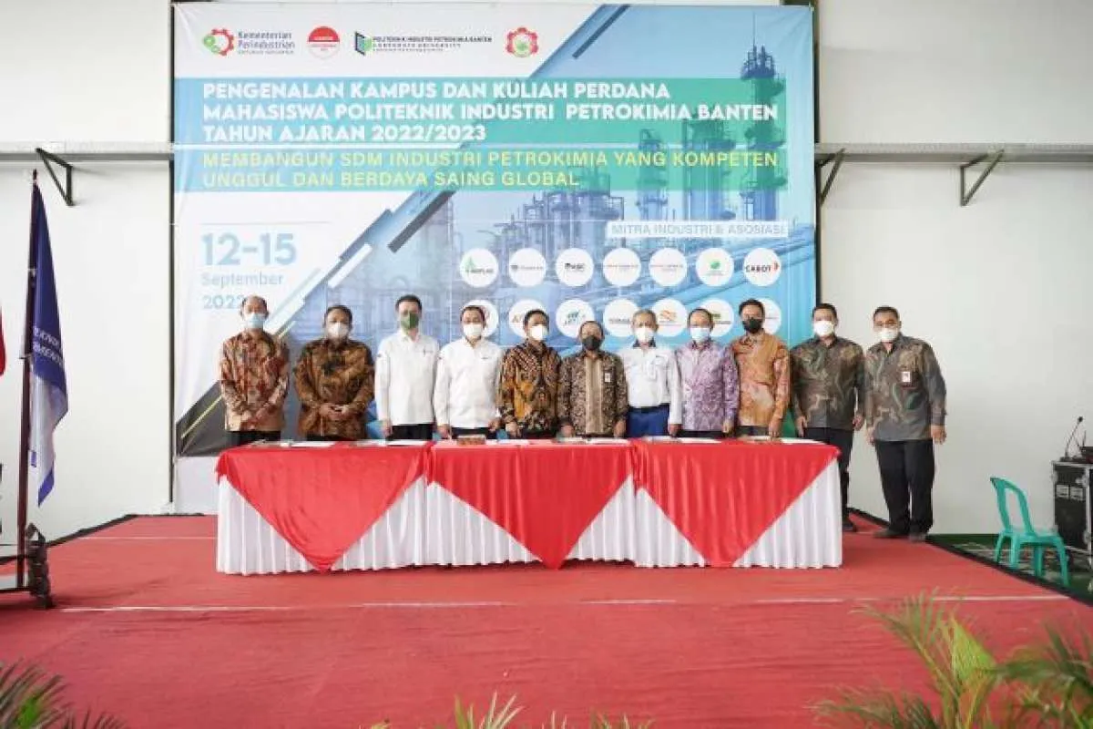 Industri Petrokimia di Banten Butuh 2.800 Tenaga Kerja
