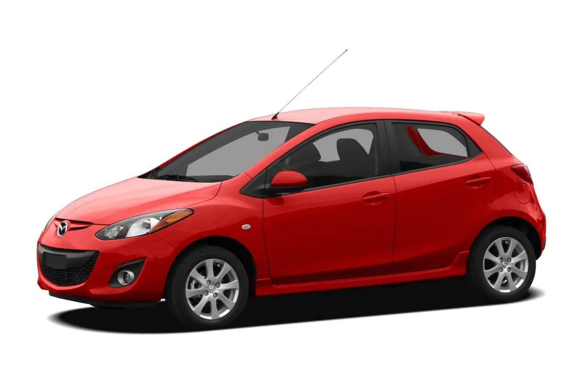 Harga mobil bekas Mazda 2 sudah murah, intip kisaran banderol per Juli 2021