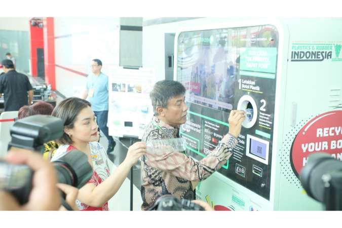 Kontan - Pamerindo Indonesia Kilas Industri