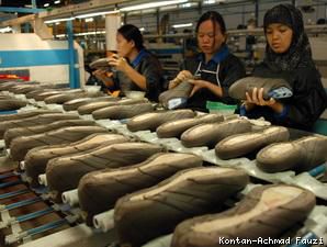 Depperin Berlakukan SNI Wajib Sepatu Pengaman