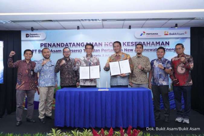 Bukit Asam (PTBA) Gandeng Pertamina NRE Kembangkan PLTS di Lahan Pascatambang