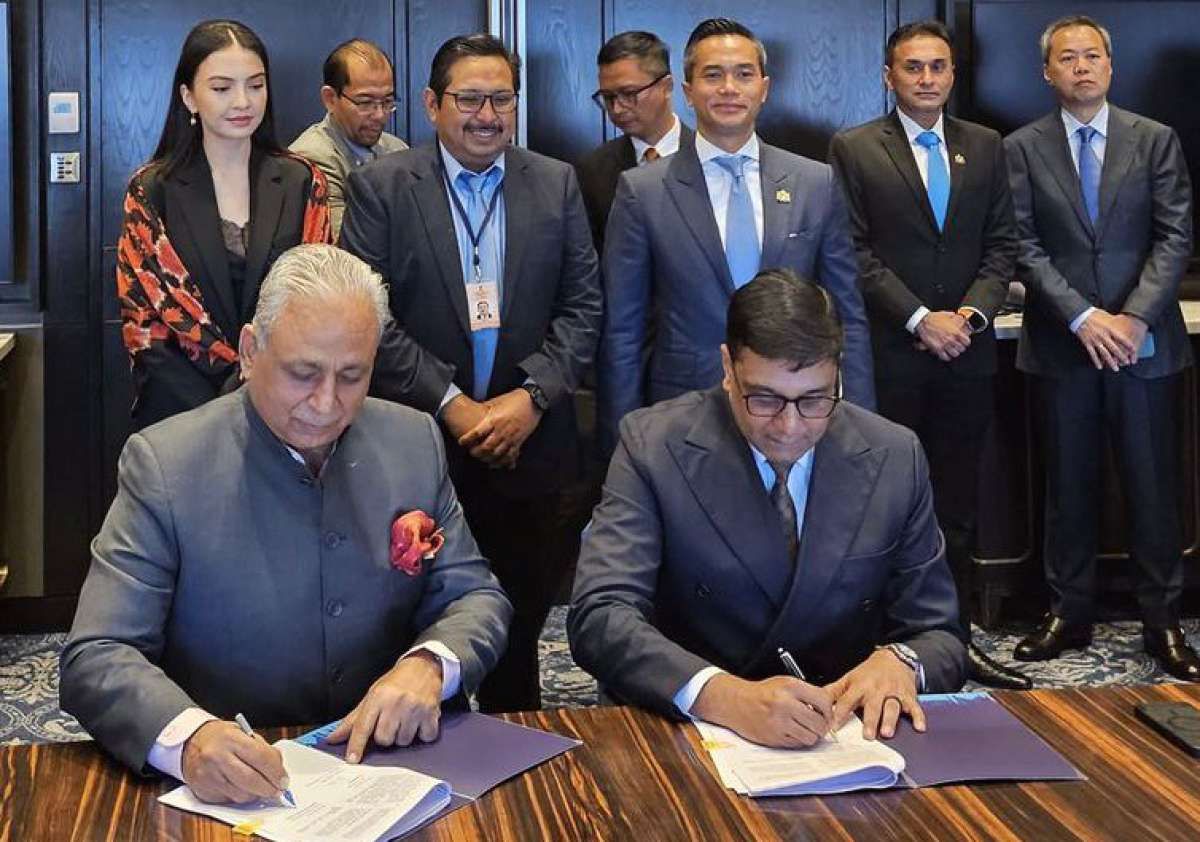 Indosat Ooredoo Hutchison dan AIonOS India Berkolaborasi untuk Pengembangan AI