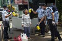 Soal kebijakan new normal Covid-19, YLKI: Terlalu dini, gegabah dan gambling