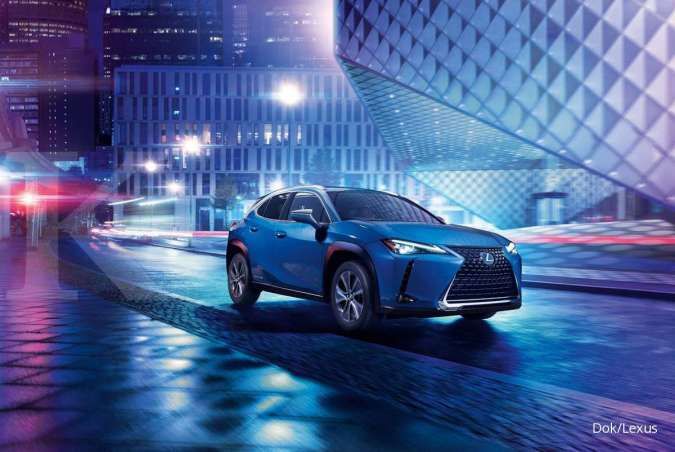 Lexus meluncurkan mobil full-electric Lexus UX300e