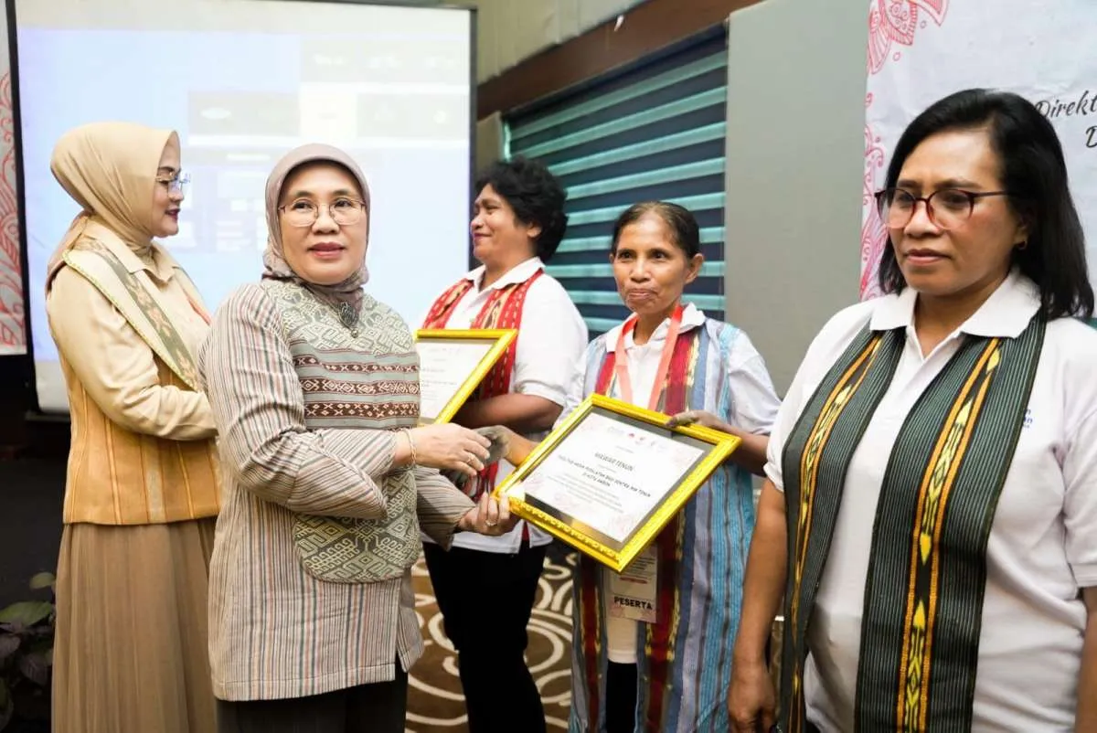 Kemenperin Gandeng Dekranas Pacu Perajin Tenun di Kota Ambon