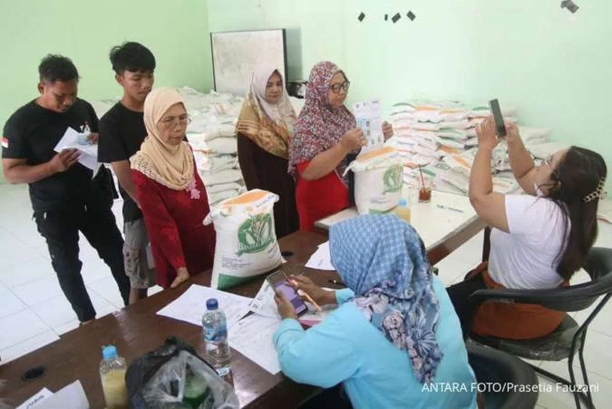 6 Bansos Ini Cair pada Mei 2025, Begini Cara Daftarnya