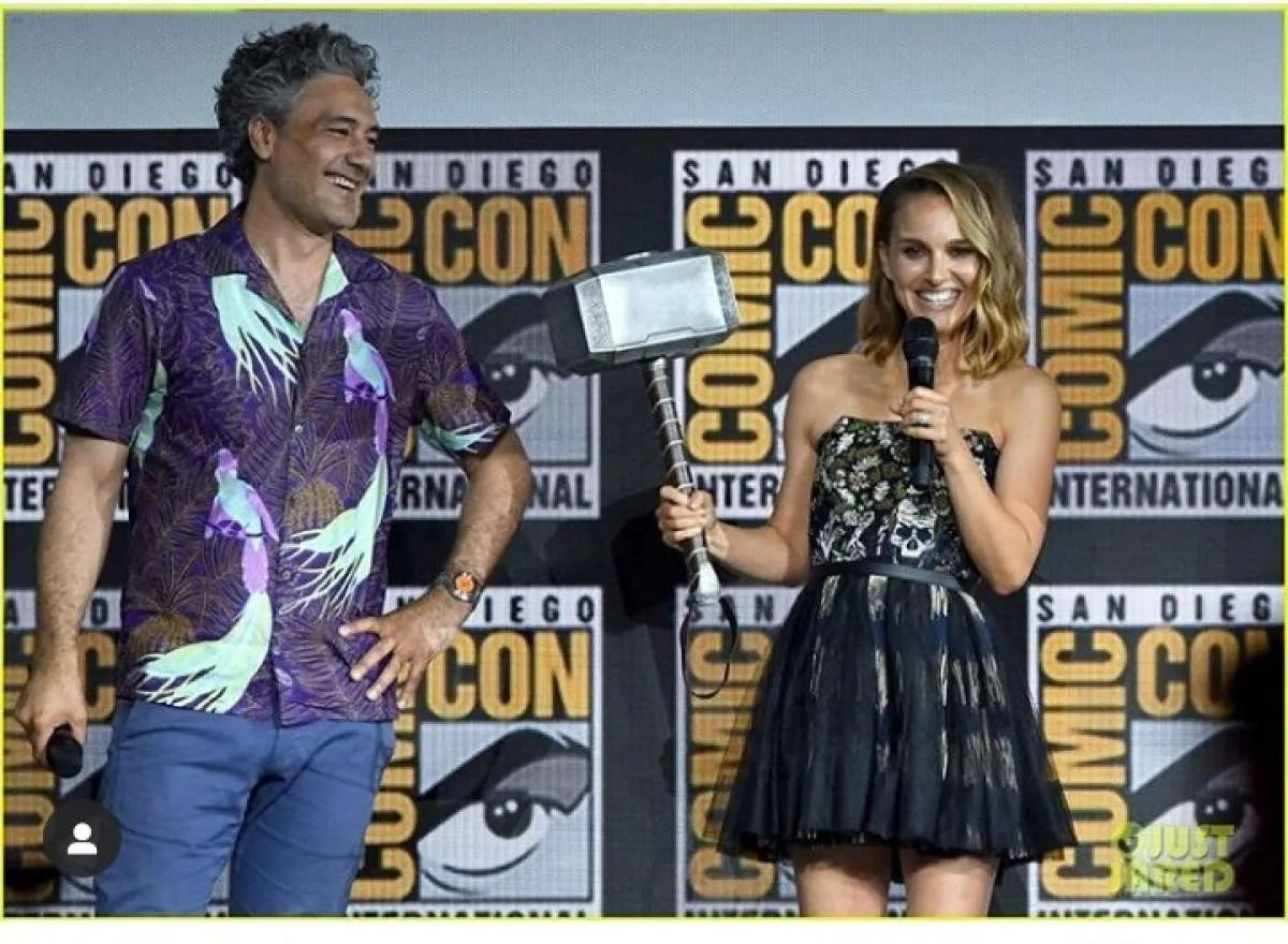 Natalie Portman kembali berperan di film Thor 4 sebagai female Thor