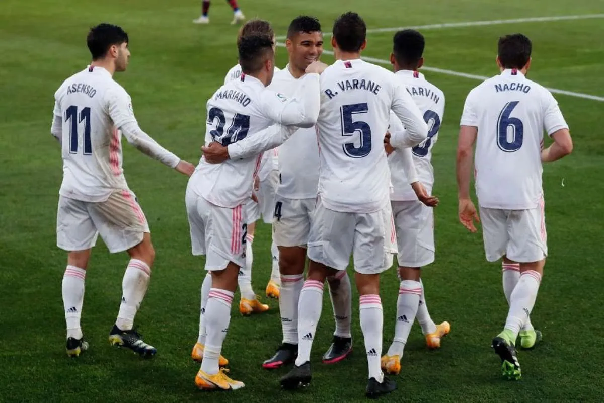 Pergi dari Real Madrid, ini 5 pemain pengganti Raphael Varane