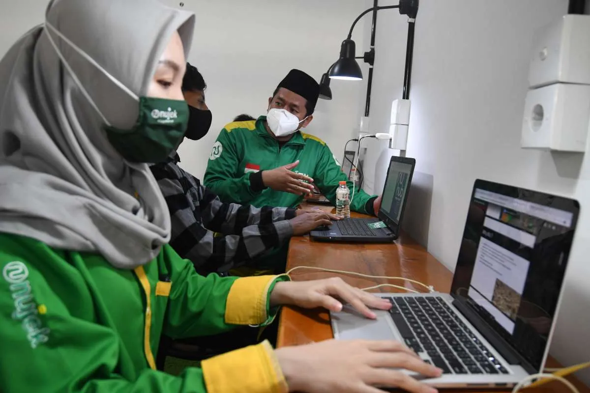 Potensinya besar, BI ingin bentuk holding himpunan ekonomi berbasis pesantren