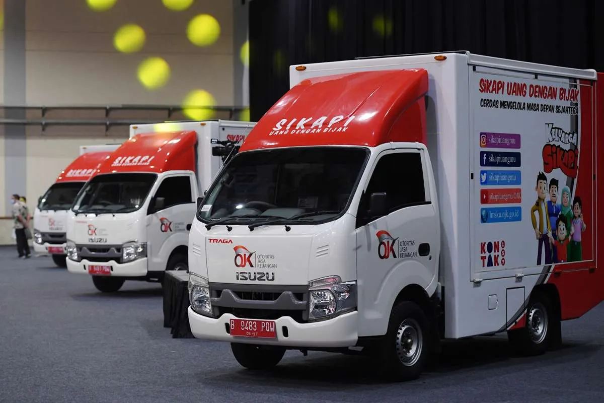 OJK Luncurkan 54 Mobil SIMOLEK untuk Dorong Edukasi Sektor Jasa Keuangan