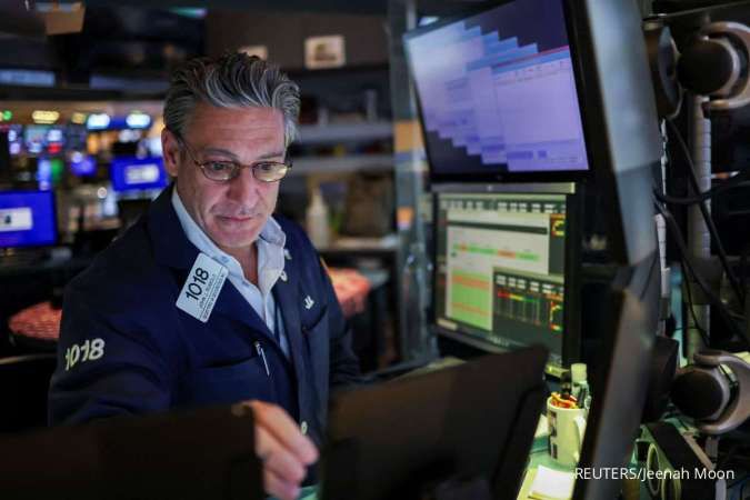 Wall Street Turun Tipis Setelah DPR AS Berikan Suara untuk RUU Pajak Trump 
