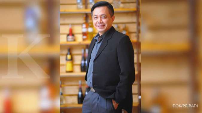 Hindari corona, CEO Dafam Hotel Management gunakan masker standar WHO