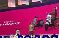 Kenapa Motor Listrik Polyton Fox 200 Bisa Jadi Sahabat Mama di Jalan? Ini Alasannya