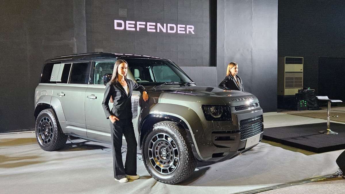 JLM Auto Indonesia Luncurkan Land Rover Defender OCTA