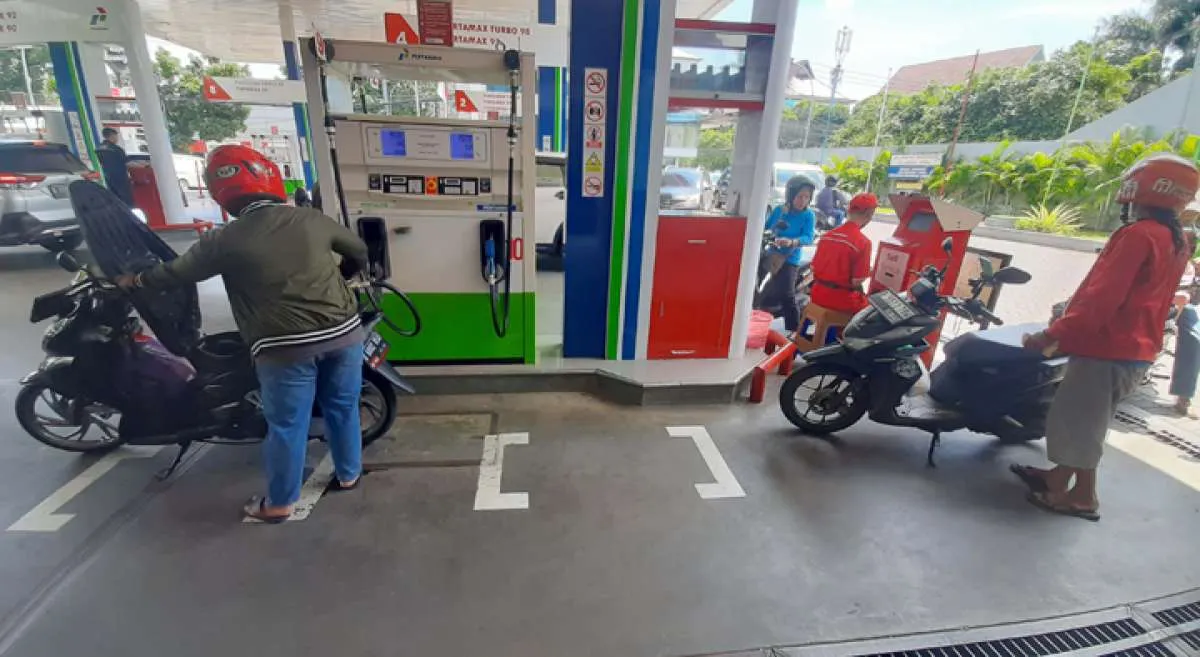 Pembelian Pertalite Akan Dibatasi, Cek Harga BBM Pertamina, Shell, BP Januari 2024