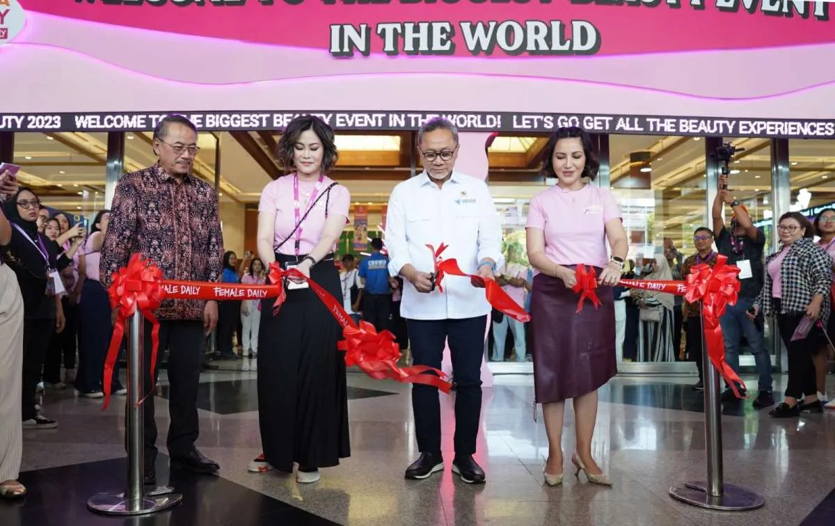 Mendag Zulkifli Hasan Kunjungi Pameran Kecantikan Jakarta X Beauty