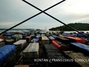 Puncak mudik di penyeberangan Ujung-Kamal