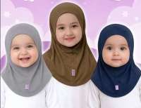 Menjahit Fulus dari Hijab Khusus Anak